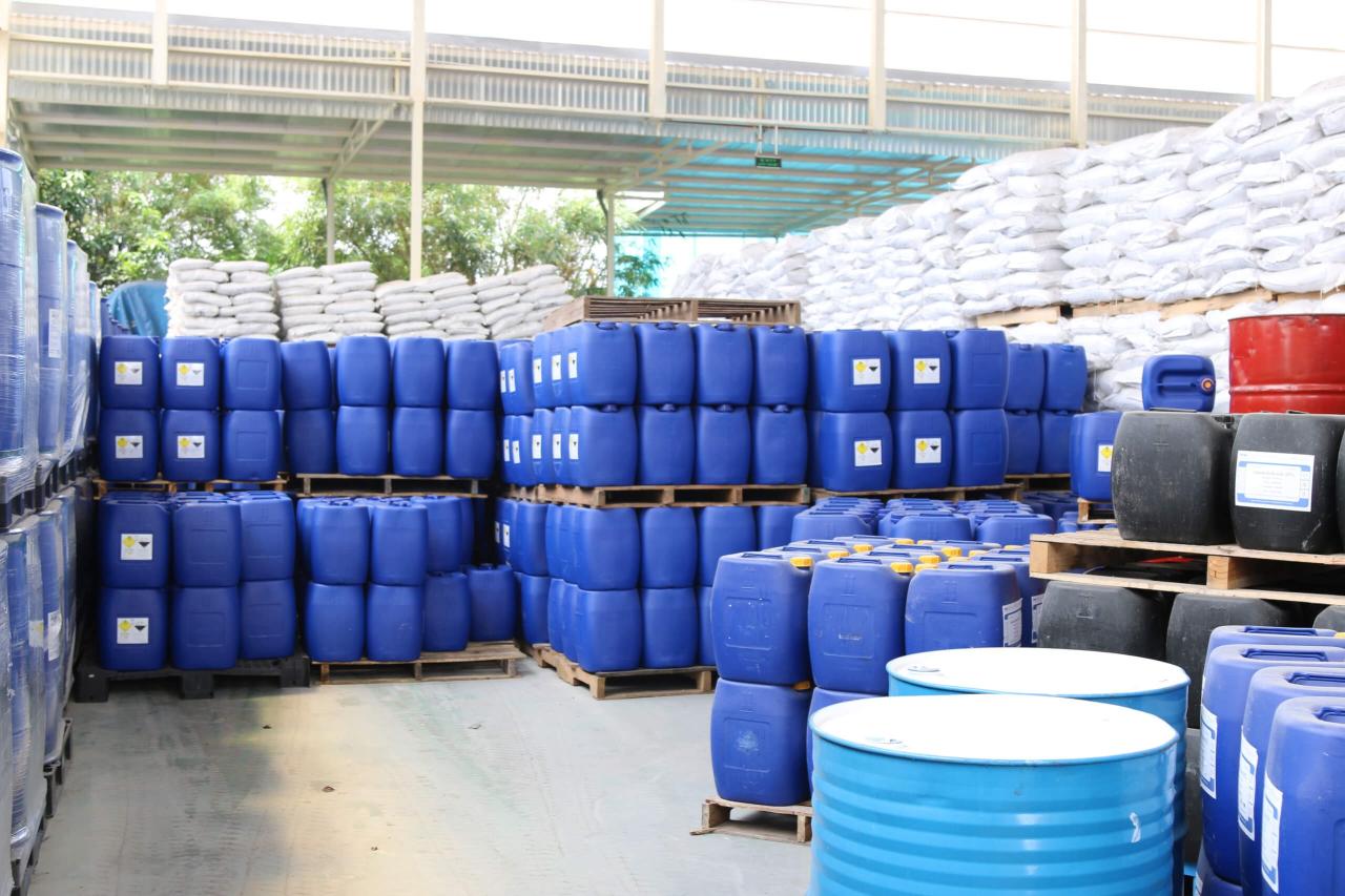 kem-nitrat-zn-no3-2-6h2o-98-3-1 Mua kẽm nitrat tại VieChem ở Hà Nội, TP Hồ Chí Minh chất lượng hiện nay
